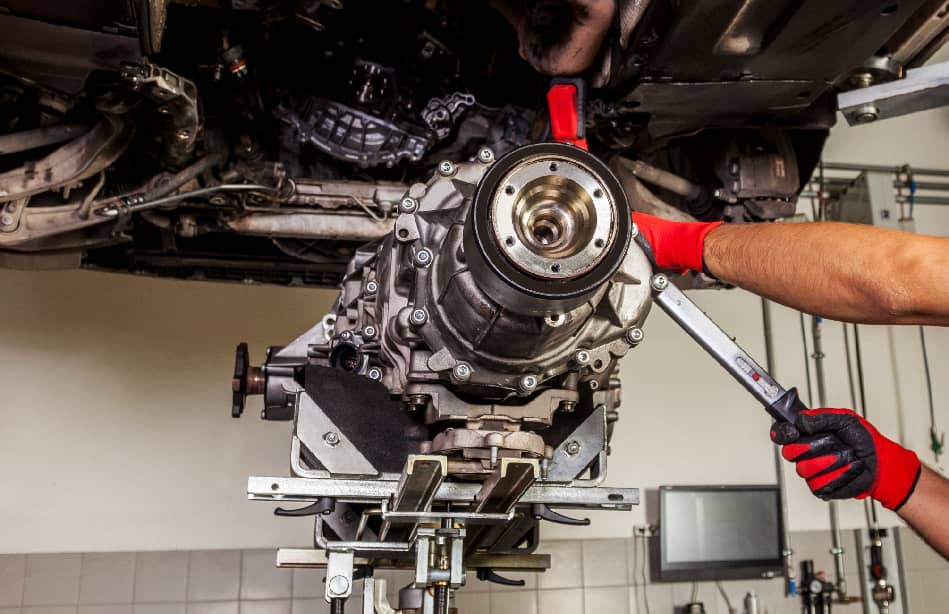 Signs You Need Transmission or Driveline Service – Don’t Ignore Them